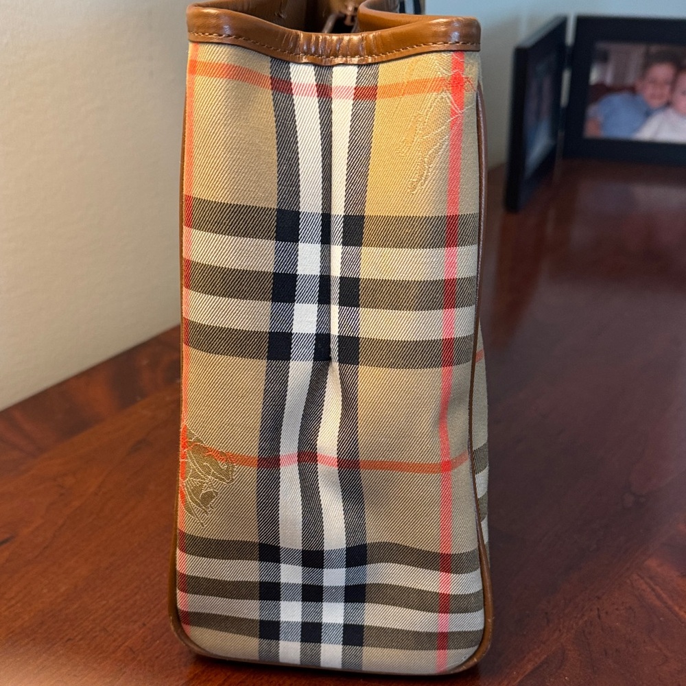 Burberry Vintage Tan and Brown Checkered Tote - Picture 7 of 15